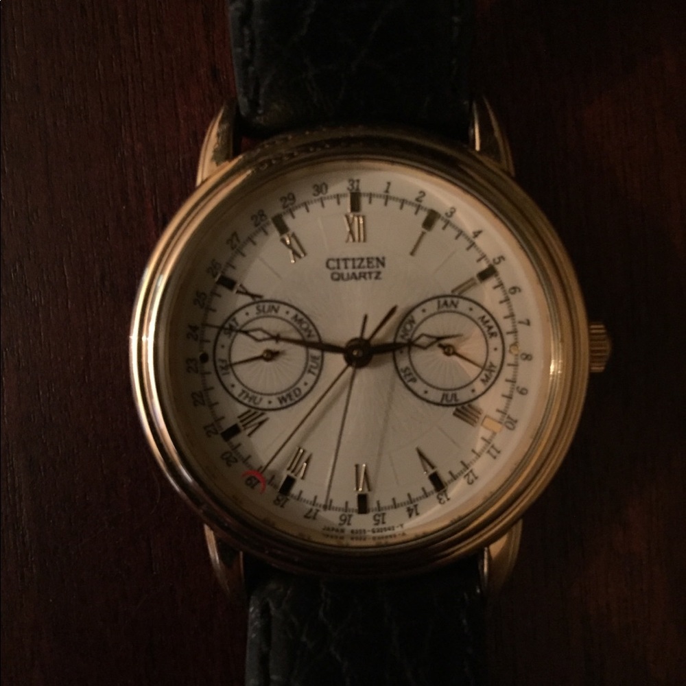 Gold tone antique Citizen Men’s watch